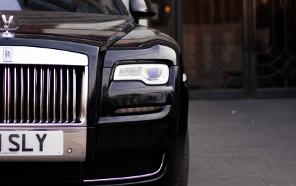 The Personal Touch: How Custom Number Plates Transform Your Vehicle’s Identity