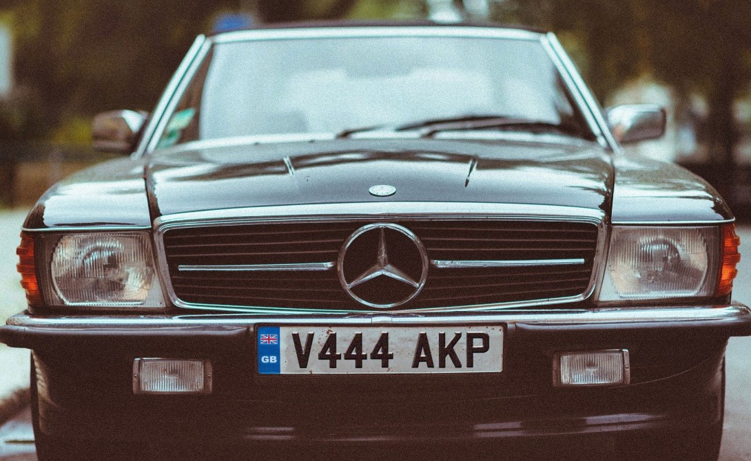 Mercedes Benz private number plate